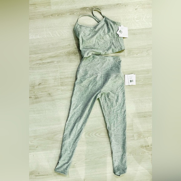 Beyond Yoga Spacedye Caught In The Midi High Waist Legging + Racerback Crop Tank - Picture 3 of 4